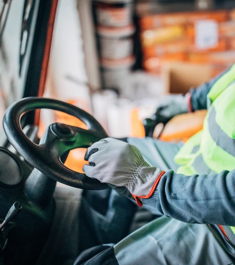 Iekrāvēja operators Norvēģijas noliktavā