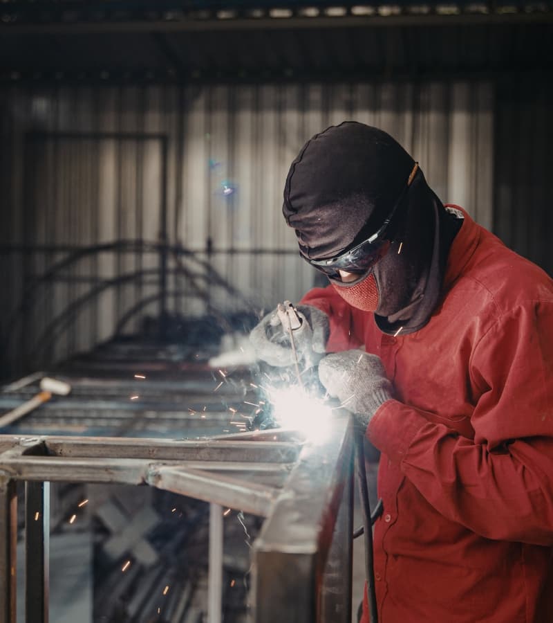 Metināšanas darbs Norvēģijas rūpniecības objektā